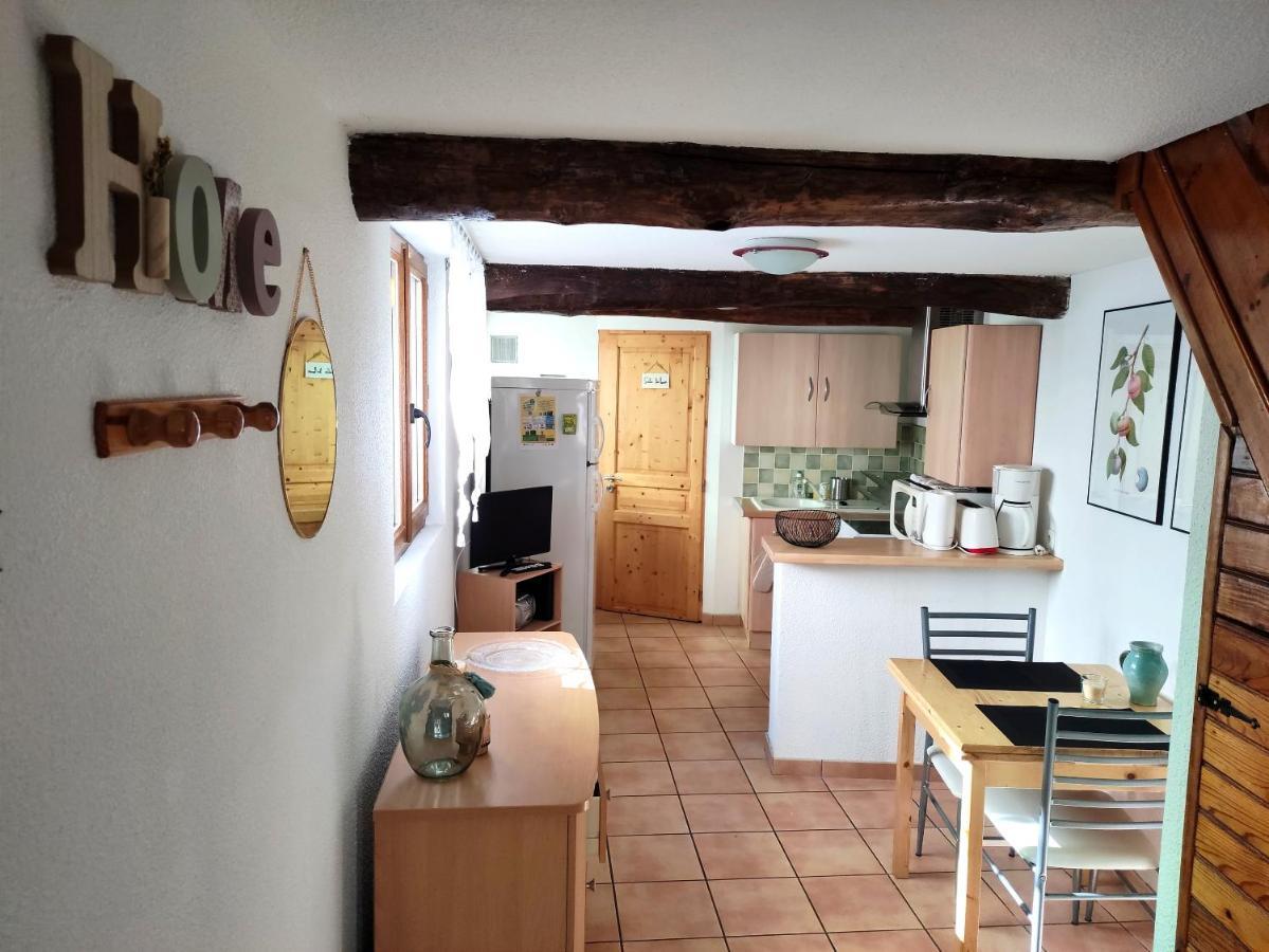 Confortable Maison De Village En Pierre Typique Moltig les Bains Buitenkant foto